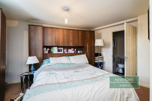 Photo 14- click for photo gallery